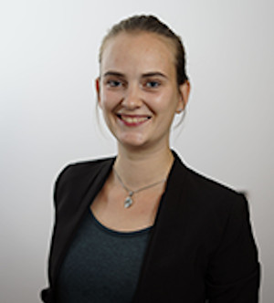  Laura Lipfert