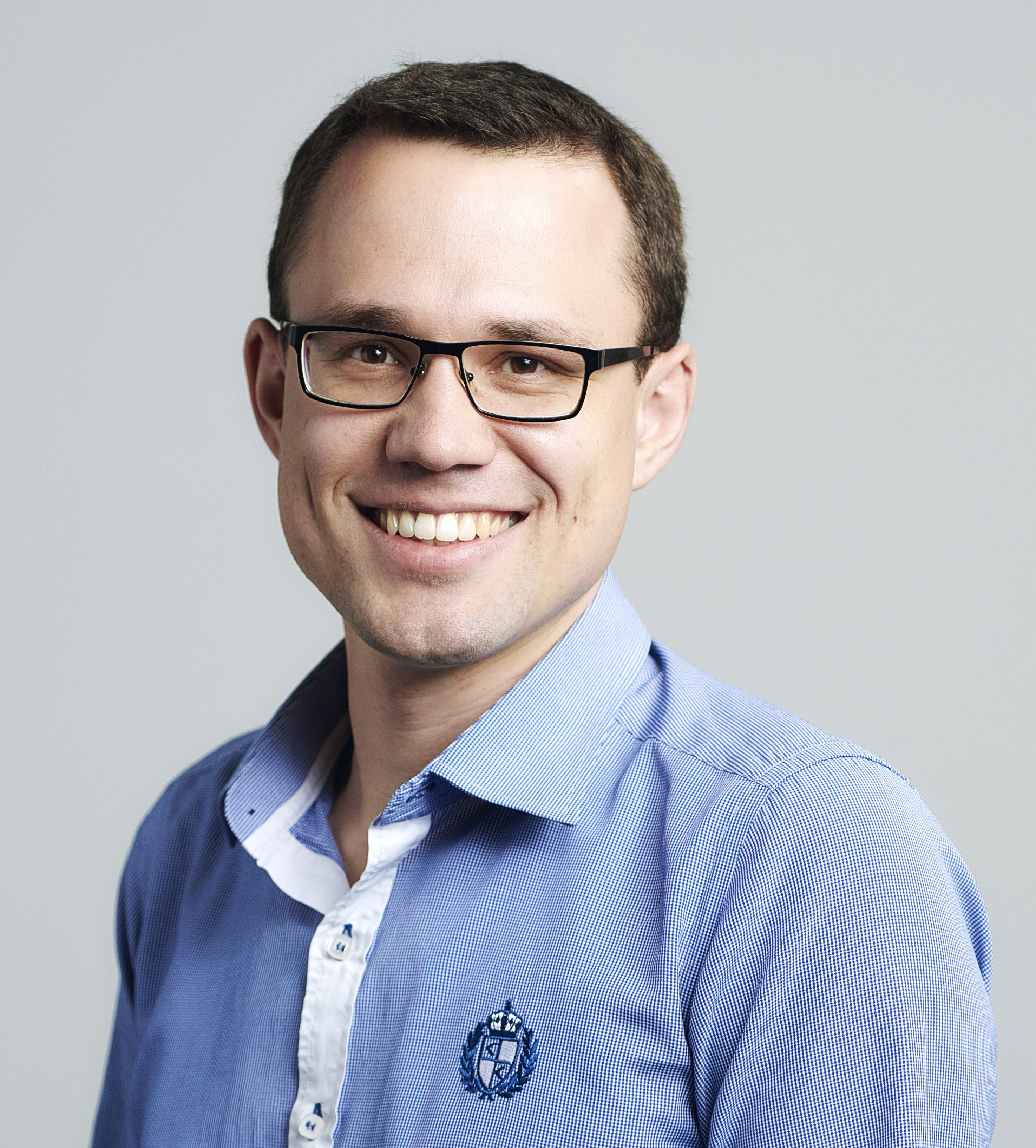 Dr. Patrick Illien