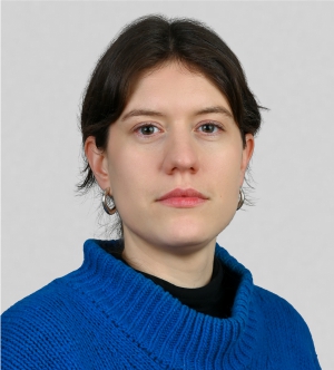  Aline Suter