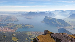 Vierwaldstättersee vom Pilatus aus gesehen (© Tom Reist)