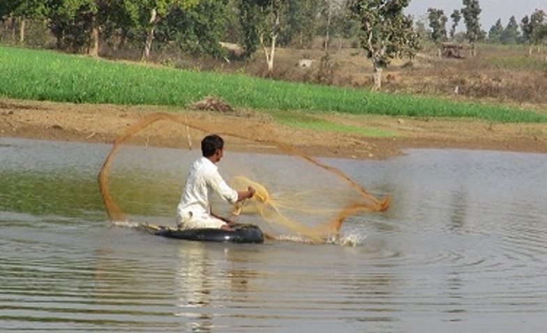 Fischer mit Netz